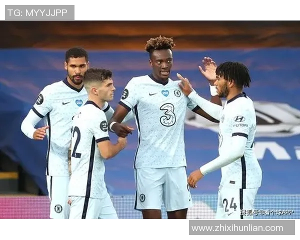 切西尔与诺维奇激战正酣谁能在这场较量中笑到最后